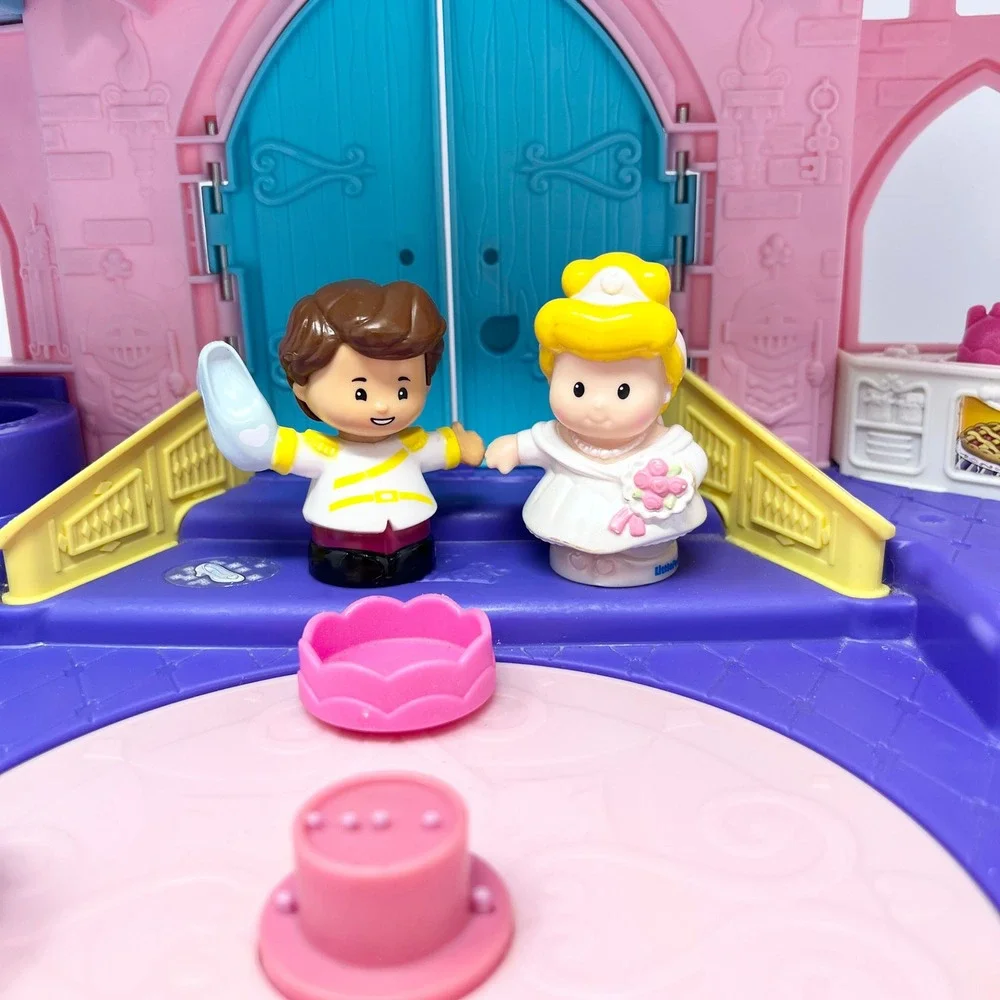 Vintage Fisher Price Little People Disney Princess Songs Palace‎ Musical Castle